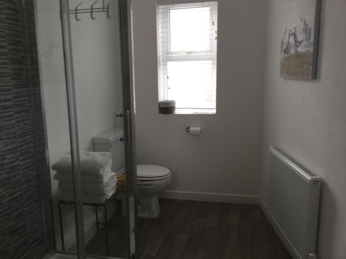 Open Plan Townhouse Lägenhet Caernarfon Exteriör bild